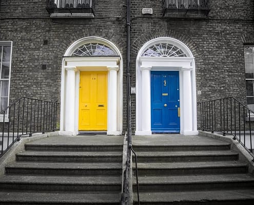 choosing your RMM Solution: yellow and blue door