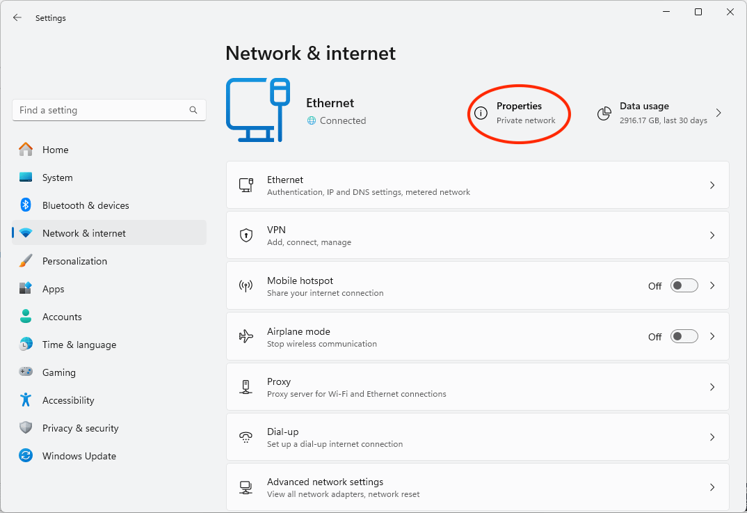 Cliquez sur Propriétés à côté de votre connexion réseau